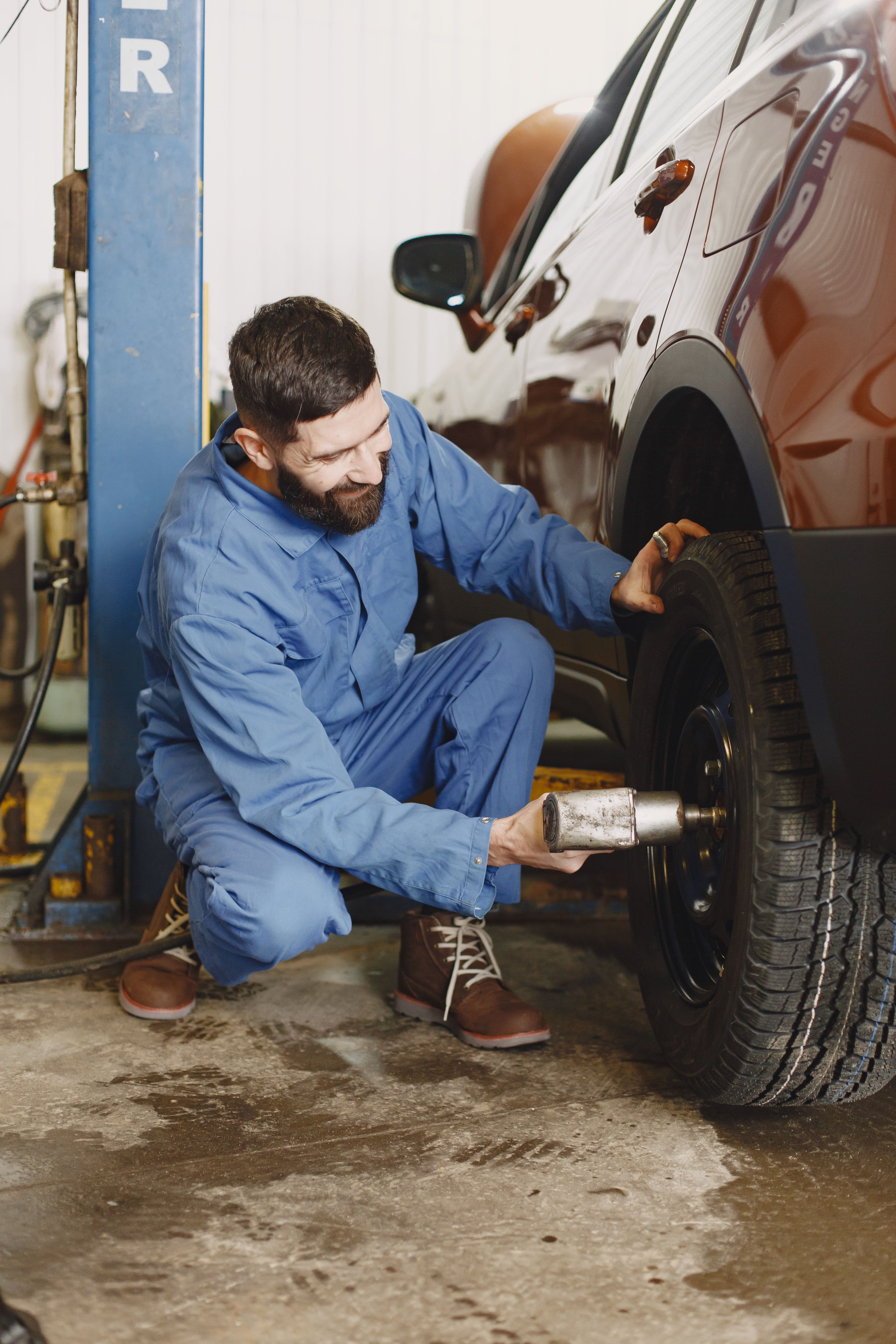 Tire repair service
